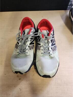 New Balance Trail Running Shoes - Men's1 Size 8.5